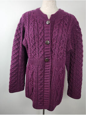 Carraig-Don Made In Ireland Burgundy Merino Wool Cardigan Size Small Cable Knit